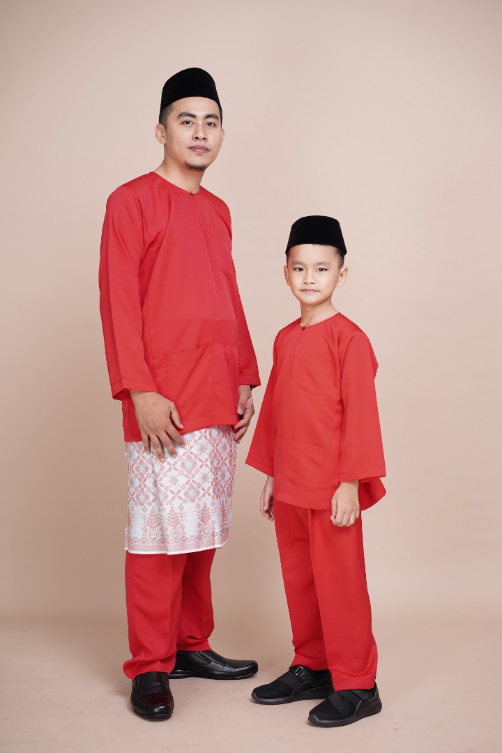 Melayu belanga baju teluk TRADITIONAL CLOTHES